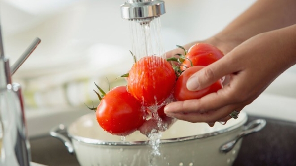 Зачем мыть фрукты и овощи пищевой содой: защита от нитратов, пестицидов и вирусов